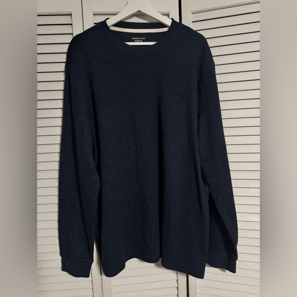 American eagle long sleeve shirt